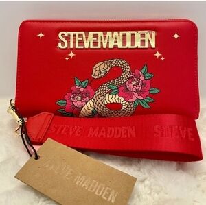 ❤️🔹️Steve Madden 🔹️BZIP-SN LUNAR NEW YEAR of the SNAKE Red Wristlet Wallet
